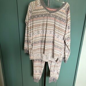 Cuddle Duds Pink and Gray Pajamas